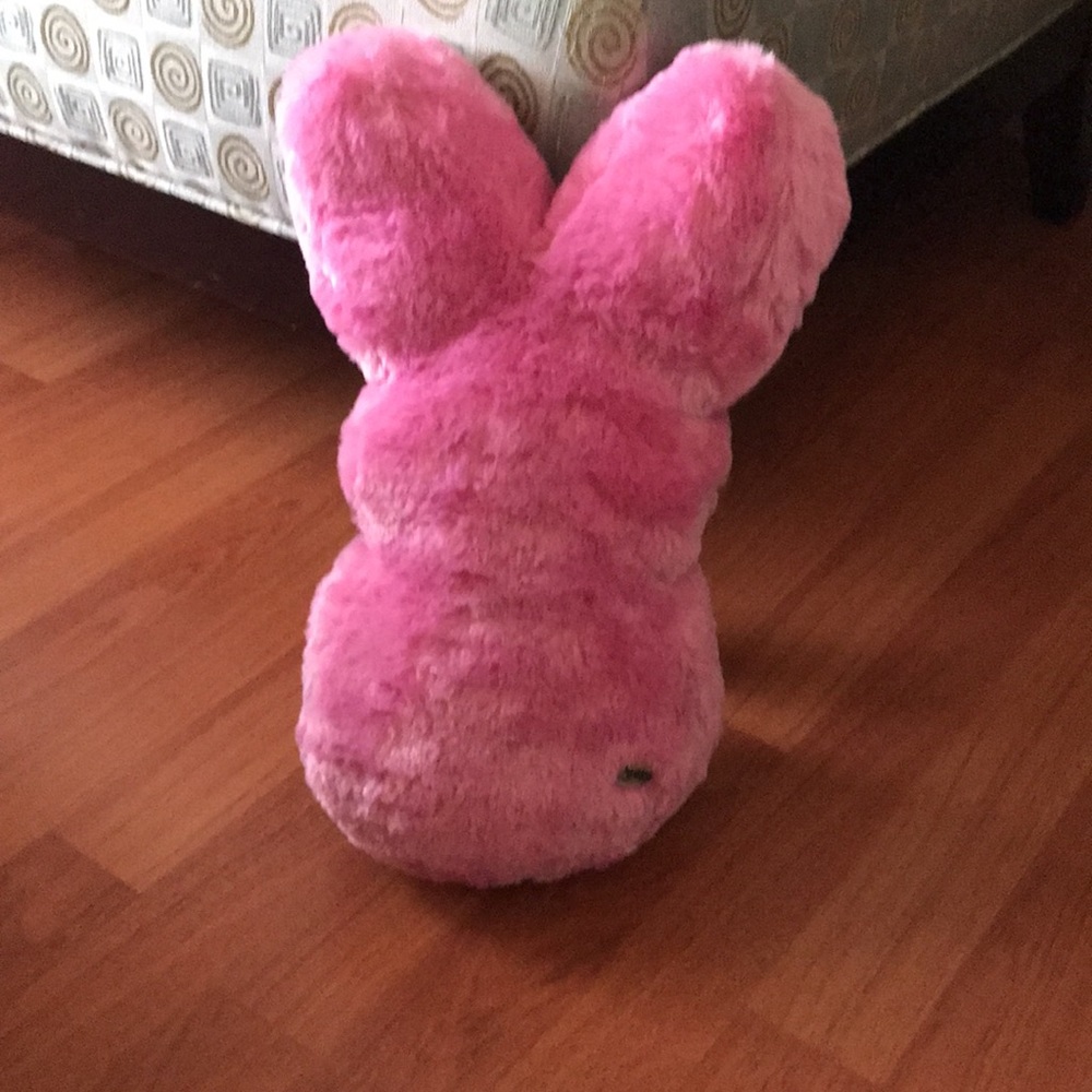 Large stuffed Peeps - Picture 3 of 4